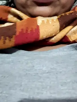 Snapshot of Mmm143 chatting on February 16, 2026, 9:05 am Mmm143 online show from February 16, 2026, 9:05 am