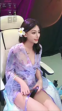 lulu5211 online show from October 16, 2025, 11:55 am