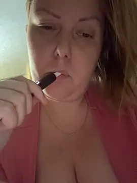 Snapshot of Piccolamonella29 chatting on September 25, 2025, 2:15 am Piccolamonella29 online show from September 25, 2025, 2:15 am