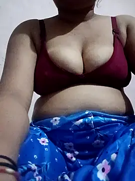 Snapshot of aliya-jaan71 chatting on September 23, 2025, 7:17 pm aliya-jaan71 online show from September 23, 2025, 7:17 pm