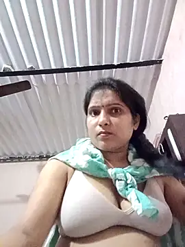 Snapshot of aliya-jaan71 chatting on October 12, 2025, 9:36 pm aliya-jaan71 online show from October 12, 2025, 9:36 pm