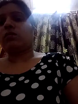 Snapshot of aliya-jaan71 chatting on October 14, 2025, 6:42 pm aliya-jaan71 online show from October 14, 2025, 6:42 pm