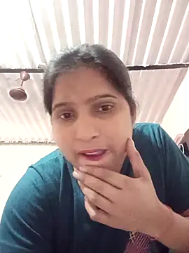 Snapshot of aliya-jaan71 chatting on October 28, 2025, 7:34 am aliya-jaan71 online show from October 28, 2025, 7:34 am