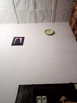 Snapshot of aliya-jaan71 chatting on October 29, 2025, 8:16 am aliya-jaan71 online show from October 29, 2025, 8:16 am