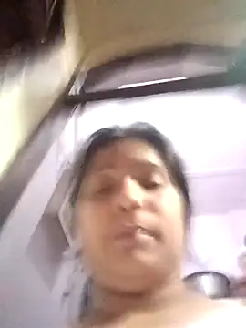 Snapshot of aliya-jaan71 chatting on November 4, 2025, 3:27 am aliya-jaan71 online show from November 4, 2025, 3:27 am