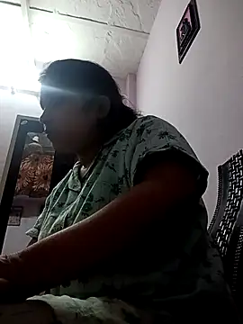 Snapshot of aliya-jaan71 chatting on November 7, 2025, 4:18 pm aliya-jaan71 online show from November 7, 2025, 4:18 pm