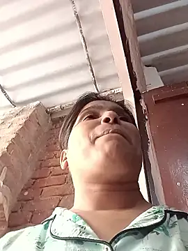 Snapshot of aliya-jaan71 chatting on November 8, 2025, 7:08 am aliya-jaan71 online show from November 8, 2025, 7:08 am