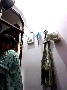 Snapshot of aliya-jaan71 chatting on November 13, 2025, 5:28 am aliya-jaan71 online show from November 13, 2025, 5:28 am