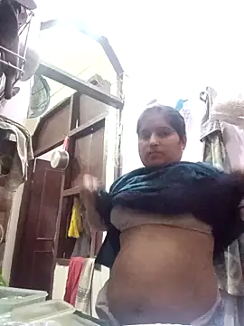 Snapshot of aliya-jaan71 chatting on November 13, 2025, 5:34 pm aliya-jaan71 online show from November 13, 2025, 5:34 pm