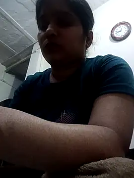 Snapshot of aliya-jaan71 chatting on November 20, 2025, 7:13 pm aliya-jaan71 online show from November 20, 2025, 7:13 pm