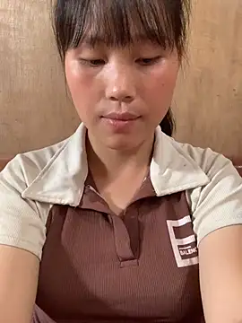 huong-18 online show from October 20, 2025, 4:24 am