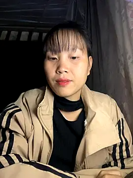 huong-18 online show from November 28, 2025, 2:09 pm