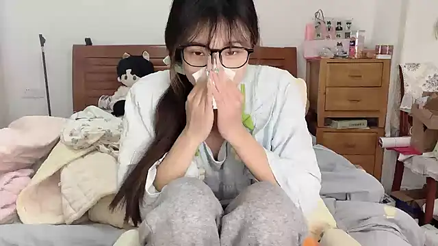 Snapshot of Akong11 chatting on November 27, 2025, 4:47 am Akong11 online show from November 27, 2025, 4:47 am