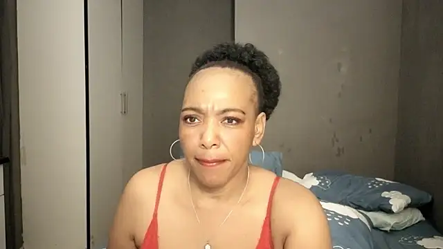 Snapshot of Lillyan_N chatting on January 17, 2026, 7:06 pm Lillyan N online show from January 17, 2026, 7:06 pm