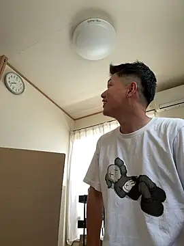 KAMESAN08 online show from July 18, 2026, 1:32 am