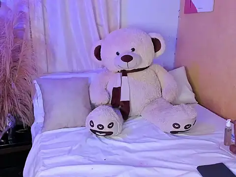 Snapshot of ebonyebony24 chatting on February 19, 2026, 1:12 am ebonyebony24 online show from February 19, 2026, 1:12 am