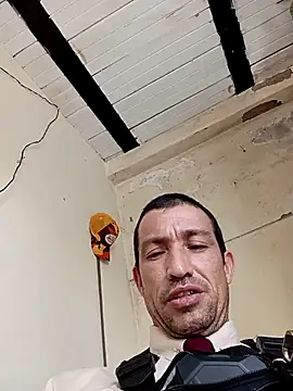 Snapshot of zamir_adam chatting on November 26, 2025, 2:18 pm zamir adam online show from November 26, 2025, 2:18 pm