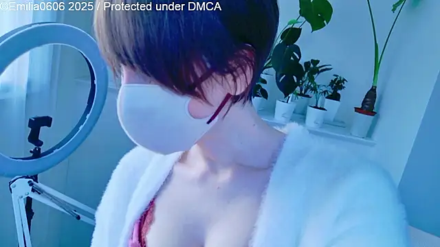Snapshot of MariaM_080 chatting on December 13, 2025, 10:48 pm MariaM 080 online show from December 13, 2025, 10:48 pm