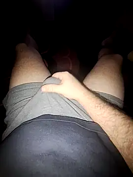 Snapshot of Pyromanancer chatting on December 15, 2025, 9:41 pm Pyromanancer online show from December 15, 2025, 9:41 pm