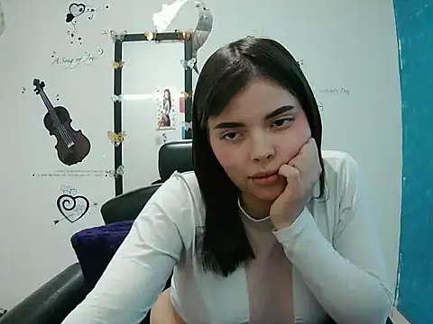 Snapshot of karol_owens chatting on September 17, 2025, 10:22 pm karol owens online show from September 17, 2025, 10:22 pm