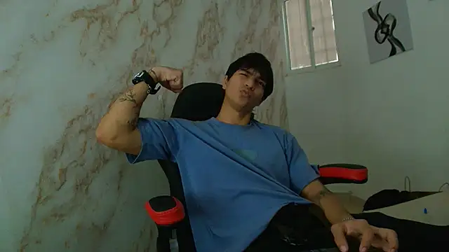 toji luxxer online show from December 13, 2025, 8:04 pm