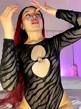 Snapshot of Abbi_Gomez chatting on September 30, 2025, 10:48 pm Abbi Gomez online show from September 30, 2025, 10:48 pm