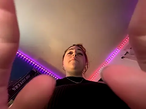 PeridotPrincessOfficial online show from November 14, 2025, 3:16 am