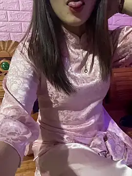 Moon pusy online show from February 16, 2026, 3:52 pm