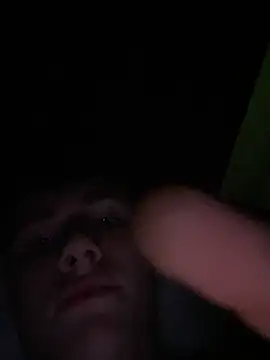 Snapshot of Sammyboy2211 chatting on December 2, 2025, 2:06 am Sammyboy2211 online show from December 2, 2025, 2:06 am