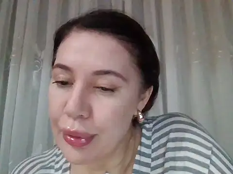 Lomivah online show from November 27, 2025, 8:44 pm