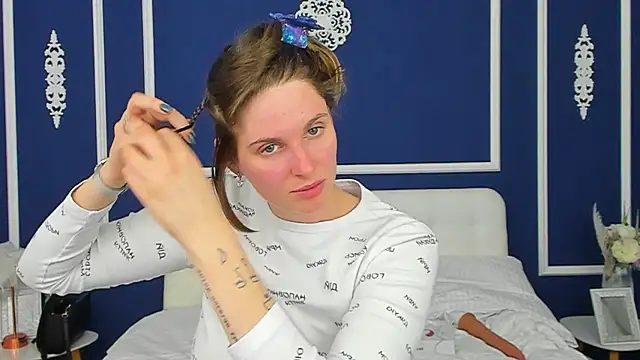 SabrinaRayX online show from October 22, 2025, 12:38 pm