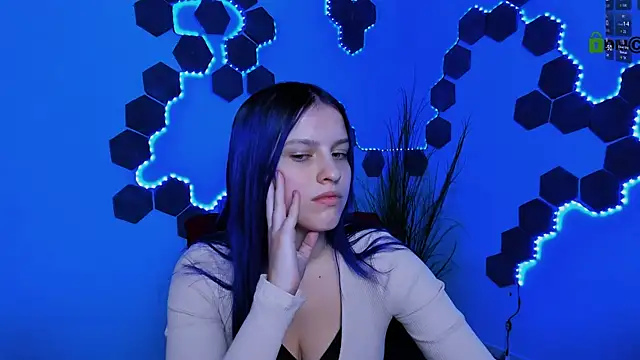 kaela spell  online show from January 12, 2026, 8:03 pm