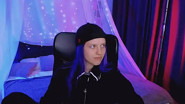 kaela spell  online show from June 2, 2026, 1:07 am