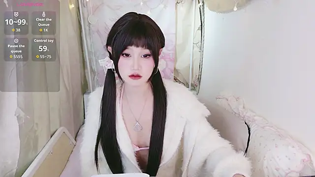 Snapshot of schoolgirl-nurse chatting on December 22, 2025, 11:07 am schoolgirl-nurse online show from December 22, 2025, 11:07 am