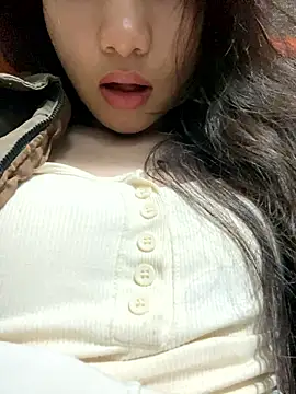 Snapshot of Bella_sexy98 chatting on January 6, 2026, 4:49 am Bella sexy98 online show from January 6, 2026, 4:49 am