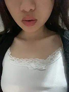 Snapshot of Bella_sexy98 chatting on January 11, 2026, 3:55 am Bella sexy98 online show from January 11, 2026, 3:55 am