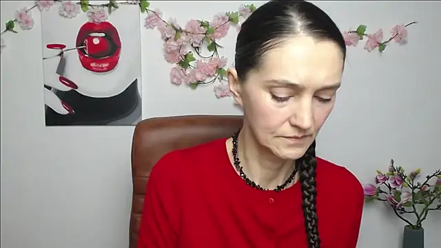 TayaFinch online show from November 15, 2025, 1:18 pm