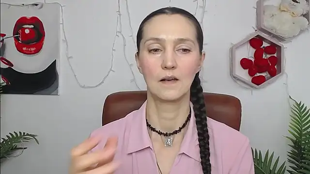 TayaFinch online show from February 28, 2026, 1:12 pm