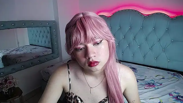 Snapshot of Cordelia_Perlman chatting on October 17, 2025, 12:30 pm Cordelia Perlman online show from October 17, 2025, 12:30 pm