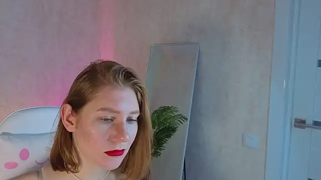 Snapshot of Zlata_Winsor chatting on October 11, 2025, 3:28 am Zlata Winsor online show from October 11, 2025, 3:28 am