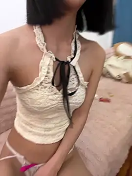 Snapshot of qiqi_x chatting on March 12, 2026, 2:34 pm qiqi x online show from March 12, 2026, 2:34 pm
