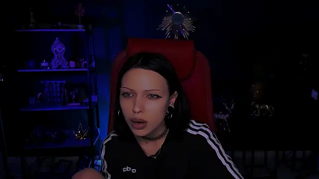 Snapshot of MiaCain chatting on September 30, 2025, 4:45 pm MiaCain online show from September 30, 2025, 4:45 pm