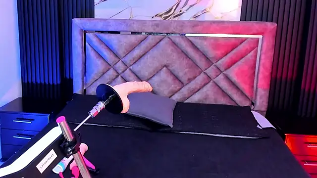 Daniwhatson online show from September 28, 2025, 3:45 am