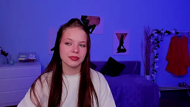 BetsyKiss online show from October 22, 2025, 5:19 am