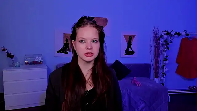 BetsyKiss online show from October 24, 2025, 5:15 am