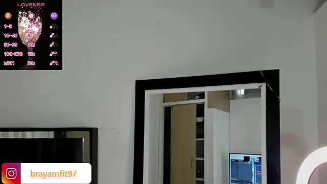 Snapshot of ArexBlakk chatting on February 25, 2026, 2:27 pm ArexBlakk online show from February 25, 2026, 2:27 pm