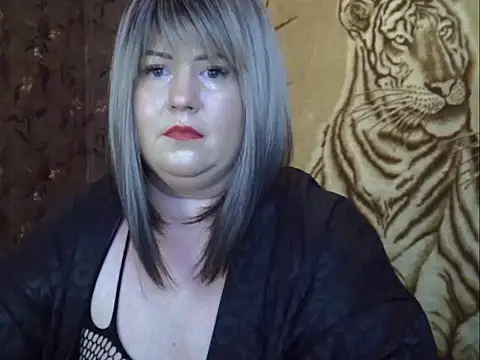 Snapshot of YuliiaSan chatting on December 17, 2025, 10:54 am YuliiaSan online show from December 17, 2025, 10:54 am