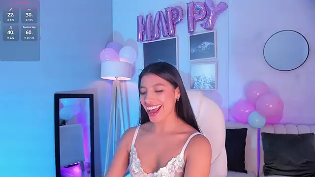 Snapshot of Tiffany_Low chatting on October 15, 2025, 2:28 pm Tiffany Low online show from October 15, 2025, 2:28 pm