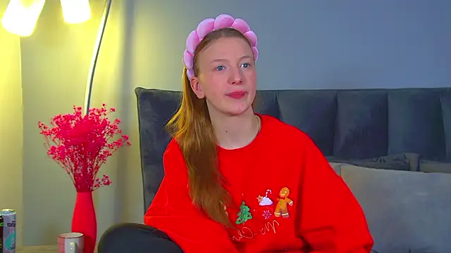 Snapshot of BeatriceBinoche chatting on February 4, 2026, 6:30 am BeatriceBinoche online show from February 4, 2026, 6:30 am