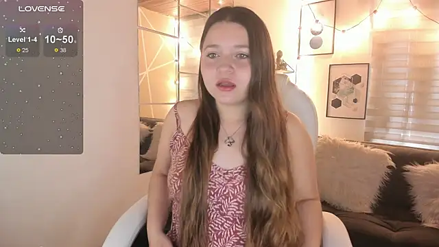 sophiee09  online show from December 21, 2025, 1:29 pm